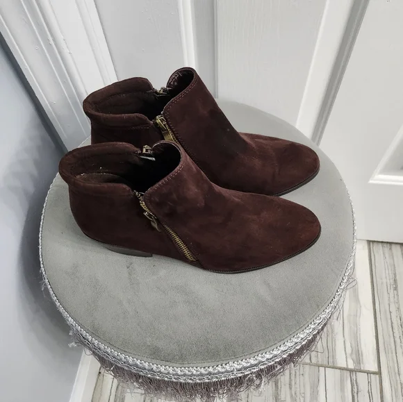 🤎ITALIAN SHOEMAKER🤎Short Boots - Picture 2 of 5